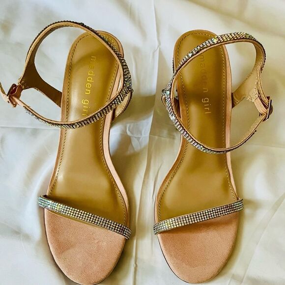 Madden Girl Discco Blush Rhinestone Strappy Ankle Strap heels. Size 7M NWOB - Picture 3 of 7